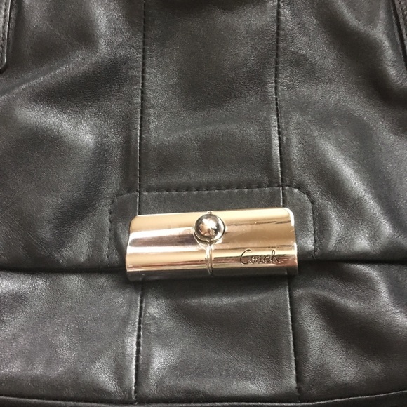 Coach purse - Picture 2 of 6